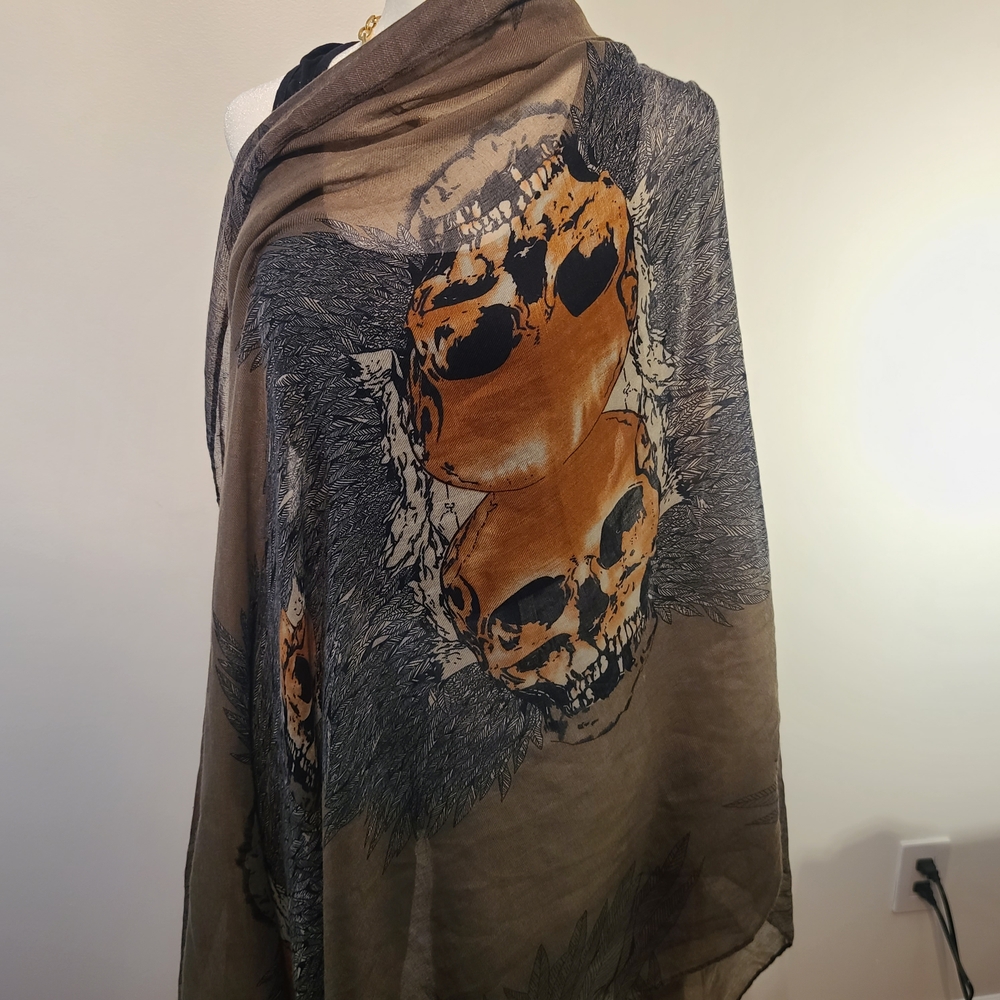 Lightweight SKULL Brown and Gray Scarf - Picture 4 of 6
